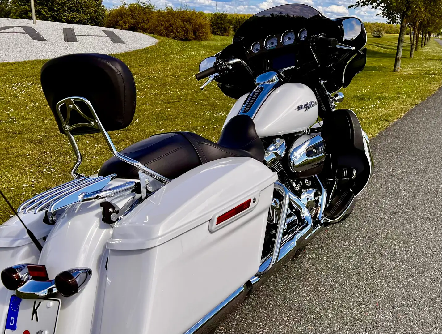 Harley-Davidson Street Glide Sehr schöne Street Glide Spezial Blanco - 1