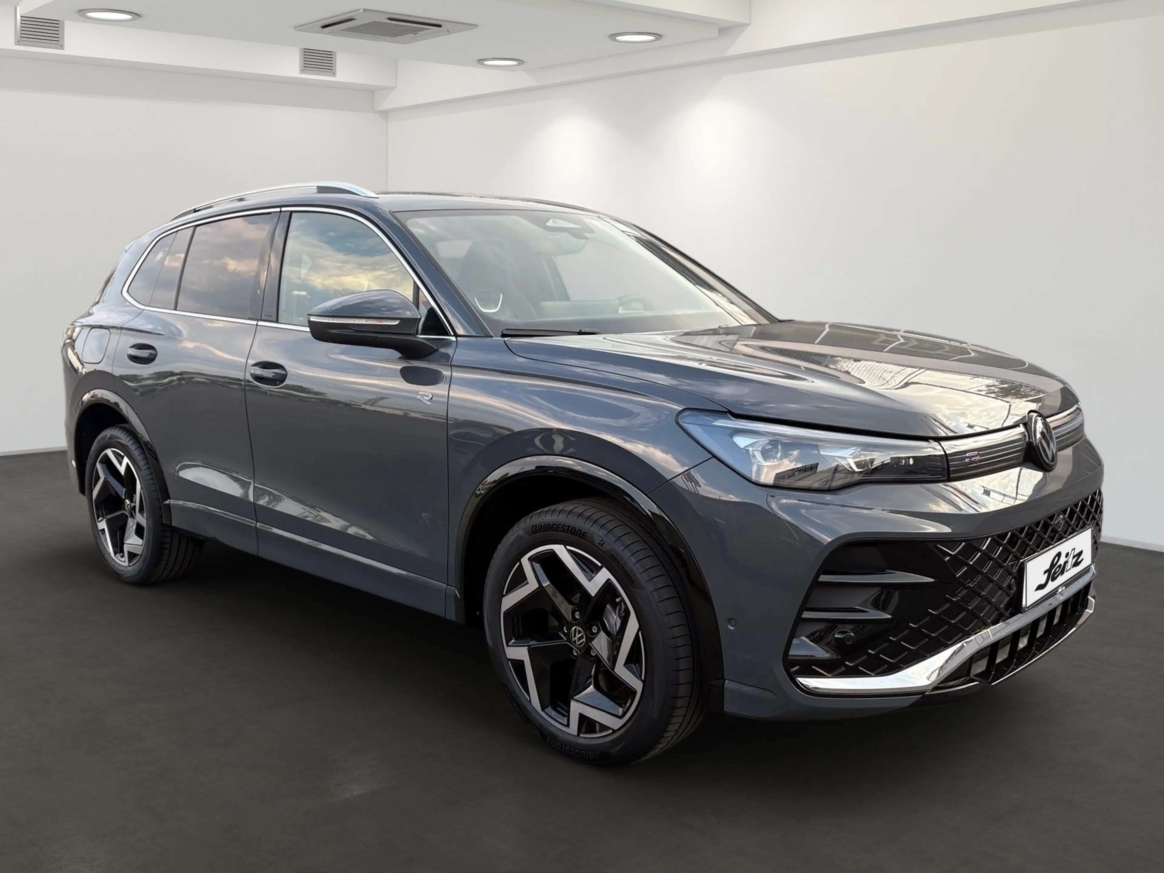 Volkswagen Tiguan 2.0 TDI 4M R-Line *AHK*NAVI*KAMERA* — photo 3