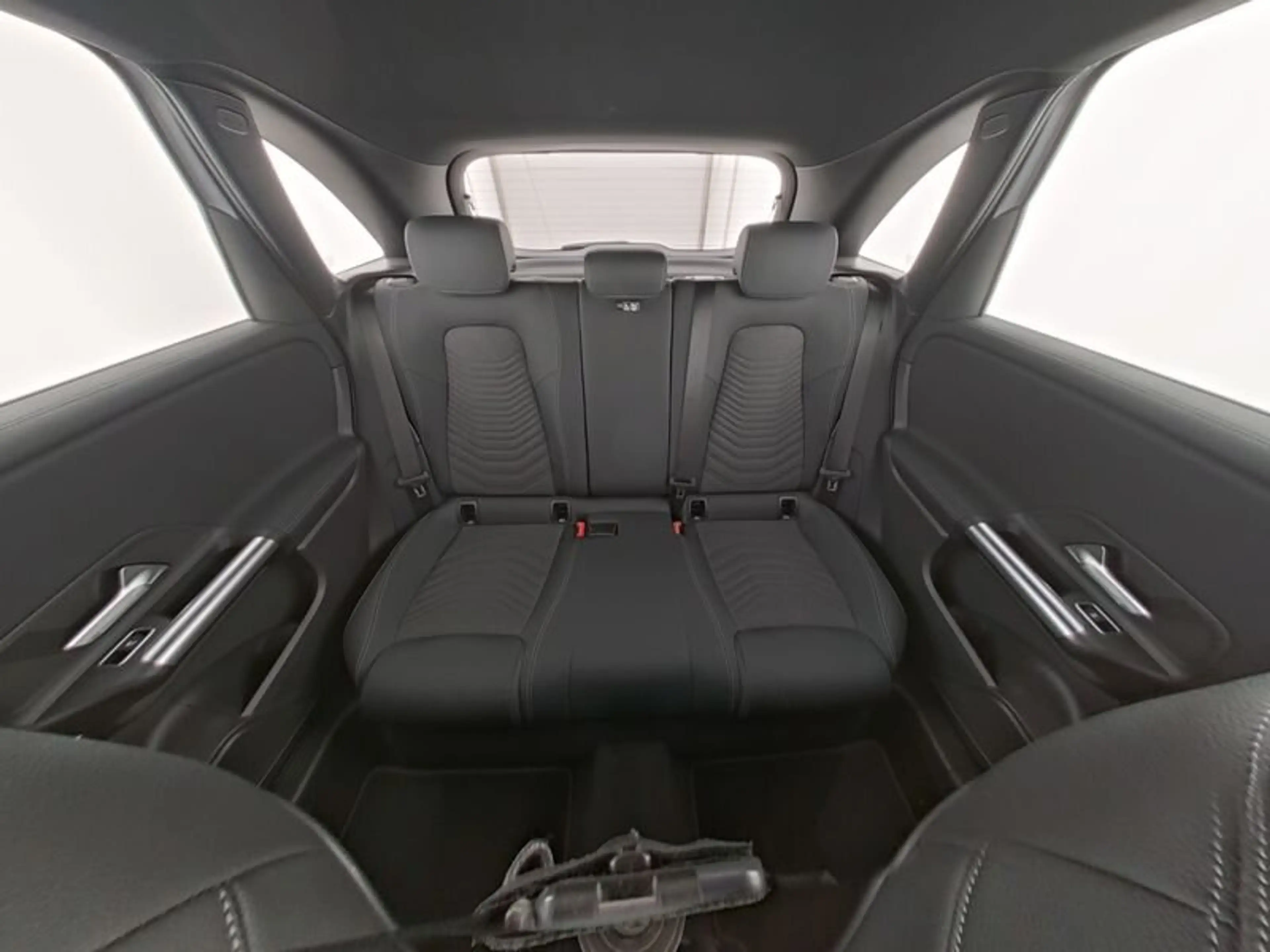 Mercedes-Benz B 180 B 180 Progressive Verkehrszeichen-Assist CarPlay — photo 7