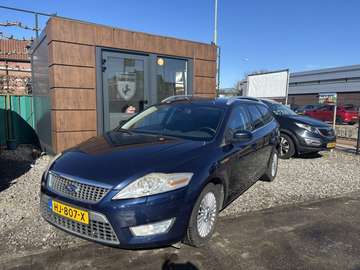 Wagon 2.3-16V Ghia**AUTOMAAT**1000 euro korting !!