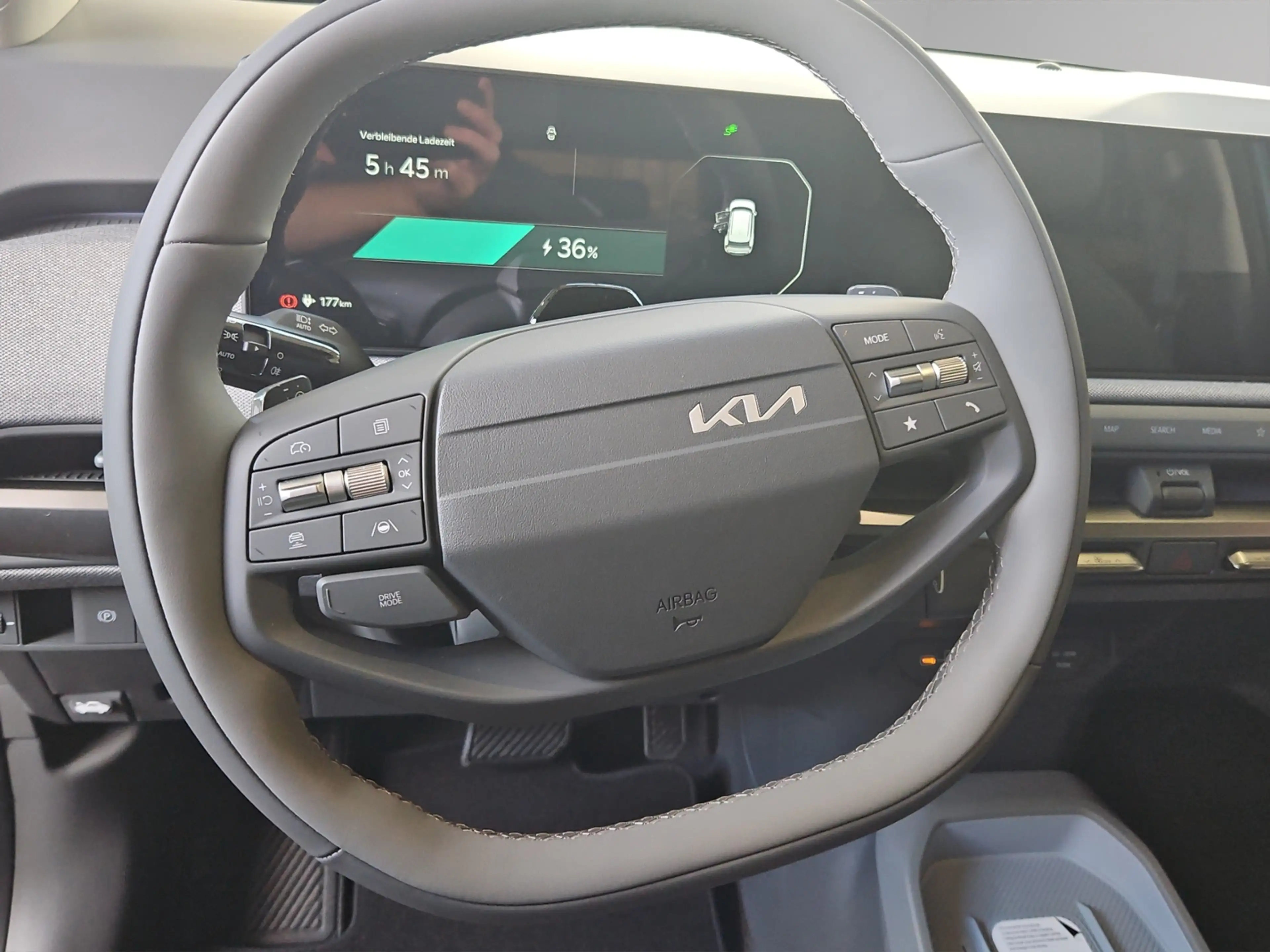 Kia EV3 81kw Earth WiCon Busi Upgrade DWP 19" Sound — photo 8