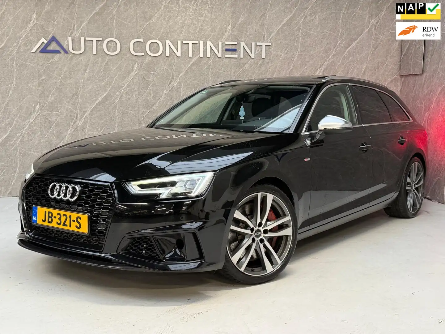 Audi A4 Avant 3.0 TDI quattro 3x S-Line / NAP / Virtual / Zwart - 1