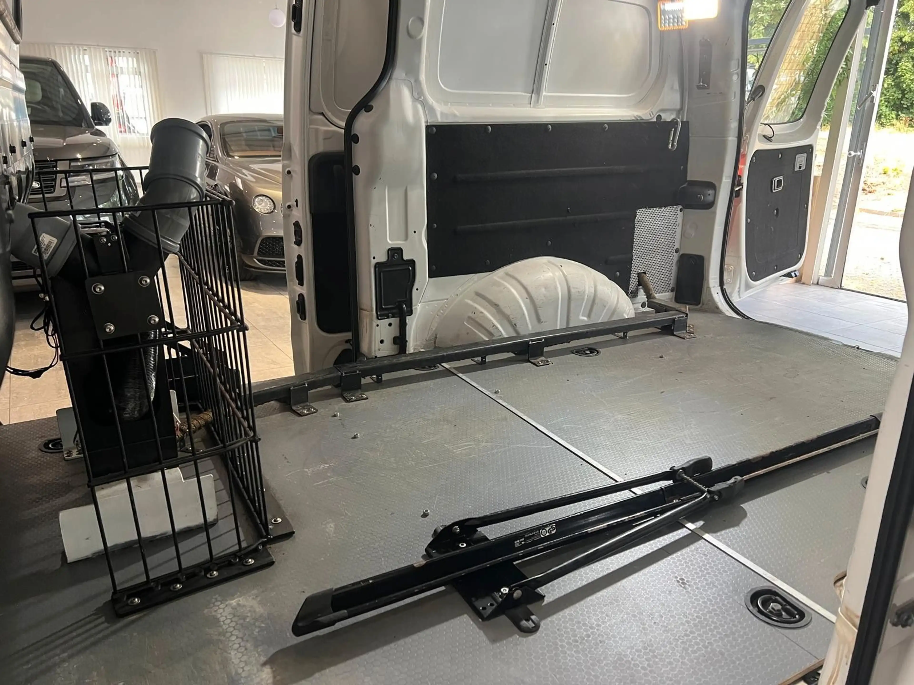Hyundai H-1 2,5 CRDI Kastenwagen*Garantie* — photo 11