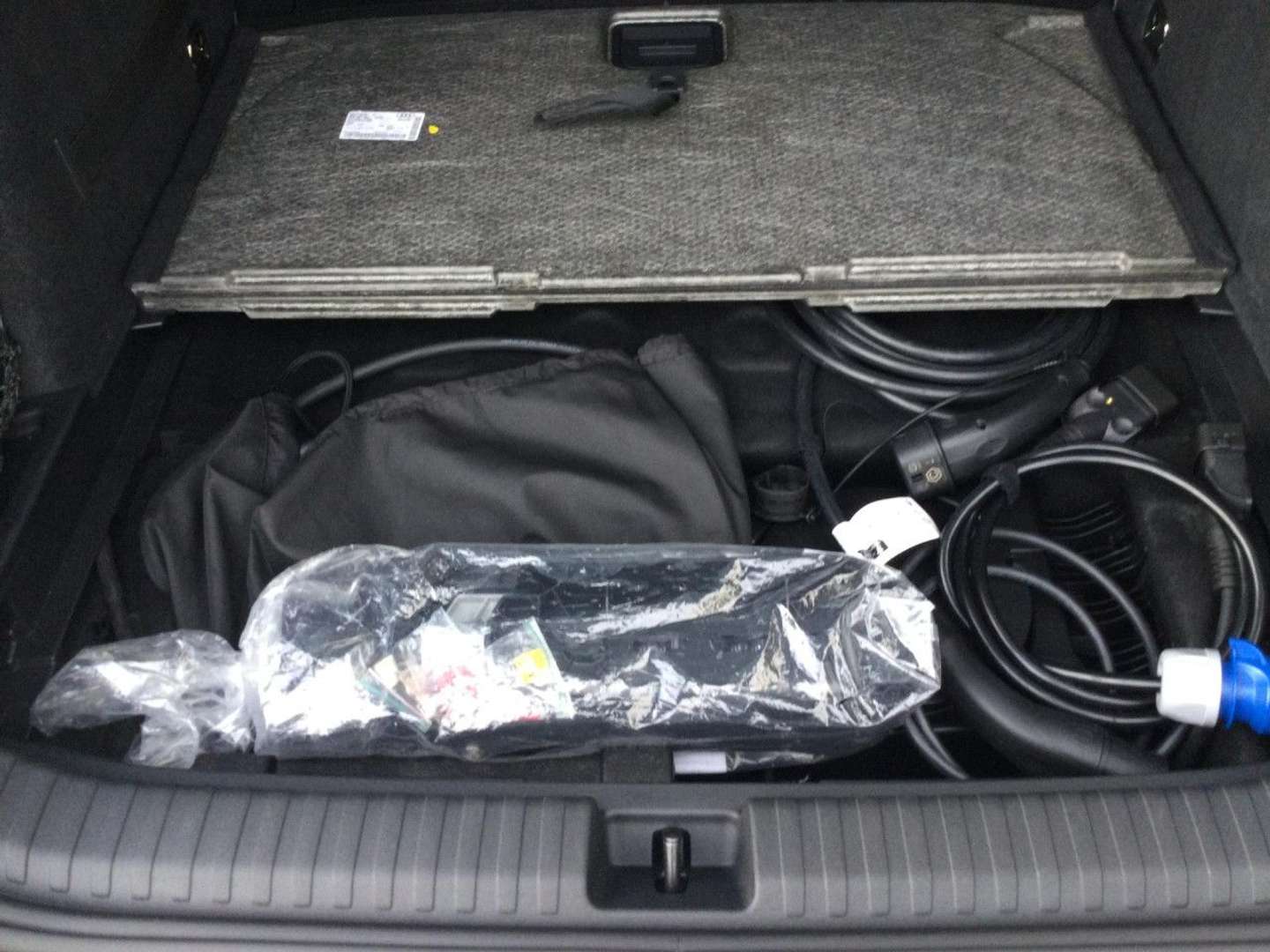 Audi A6 E-tron S Line Avant Performance - - Joinsteer - #4