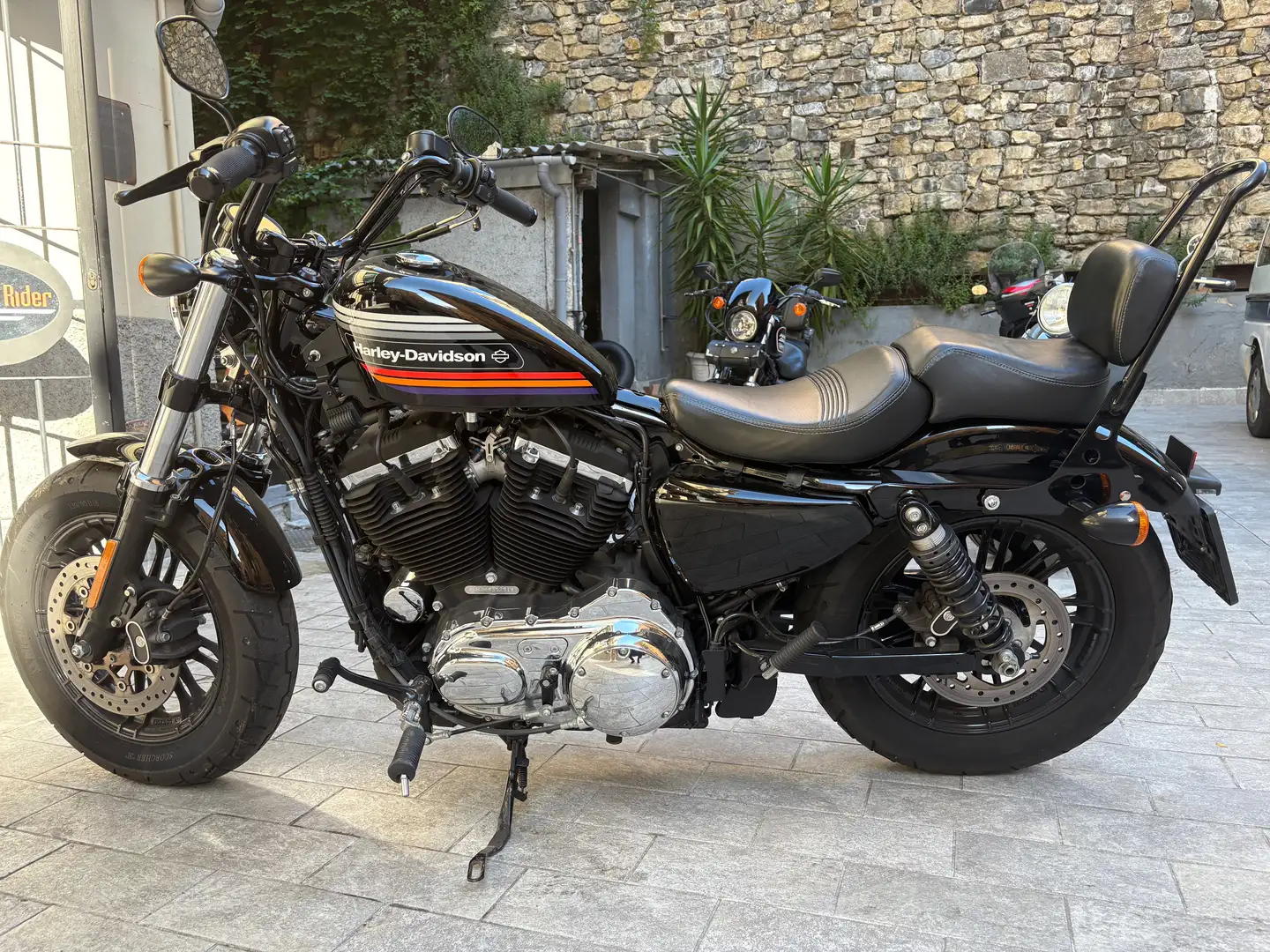 Harley-Davidson Sportster 1200 Czarny - 2