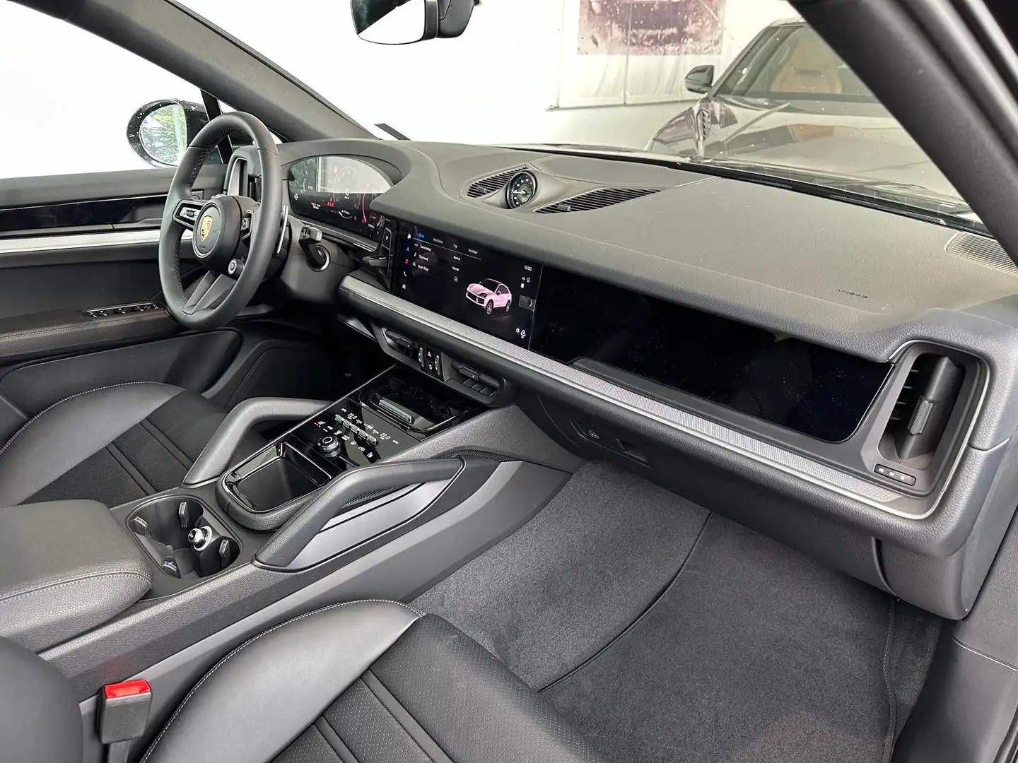 Porsche Cayenne Coupe Facelift MY25/gr-sw/Priv/8W/22 Gris - 1