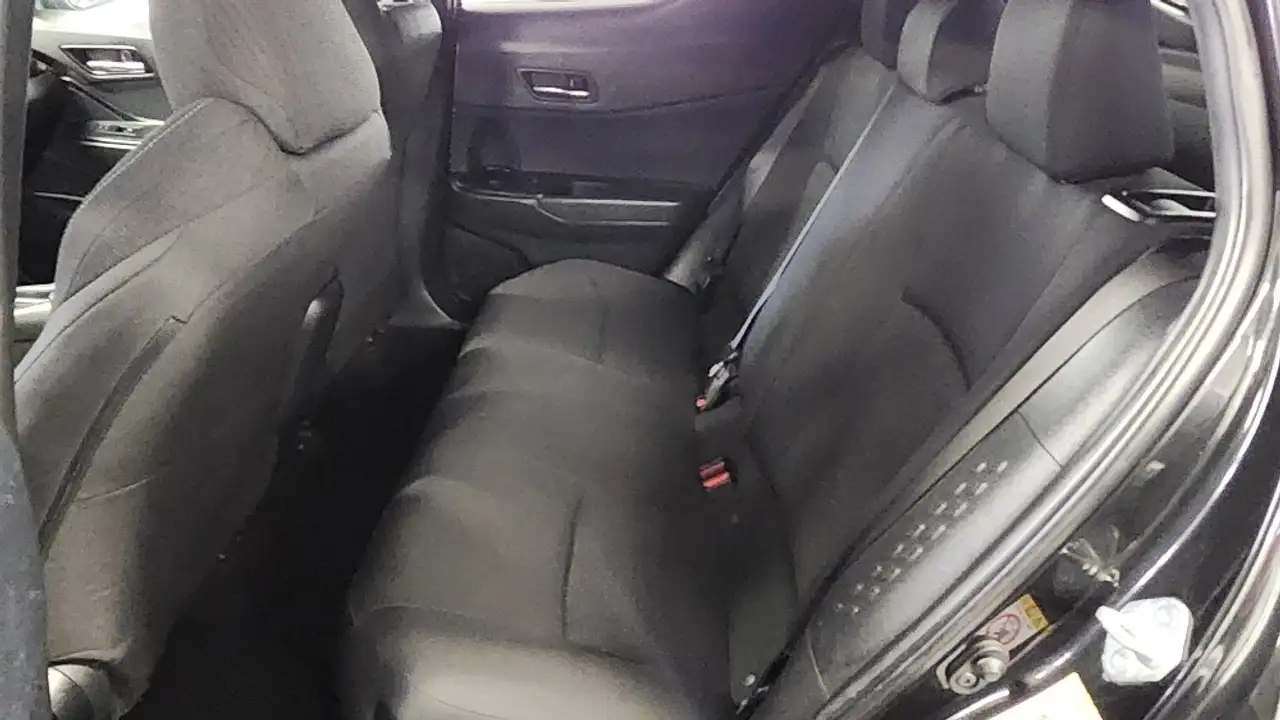 Toyota C-HR снимка Toyota C-HR