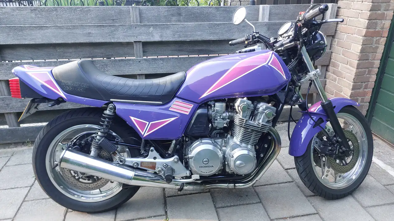 Honda CB 900