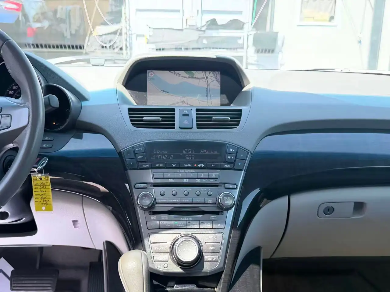 Acura MDX снимка Acura MDX