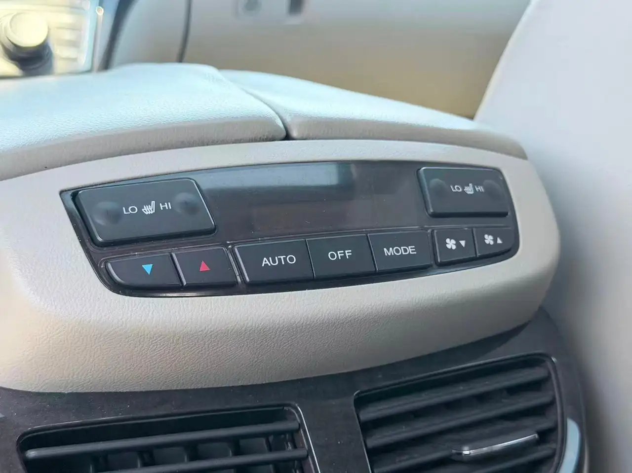 Acura MDX снимка Acura MDX