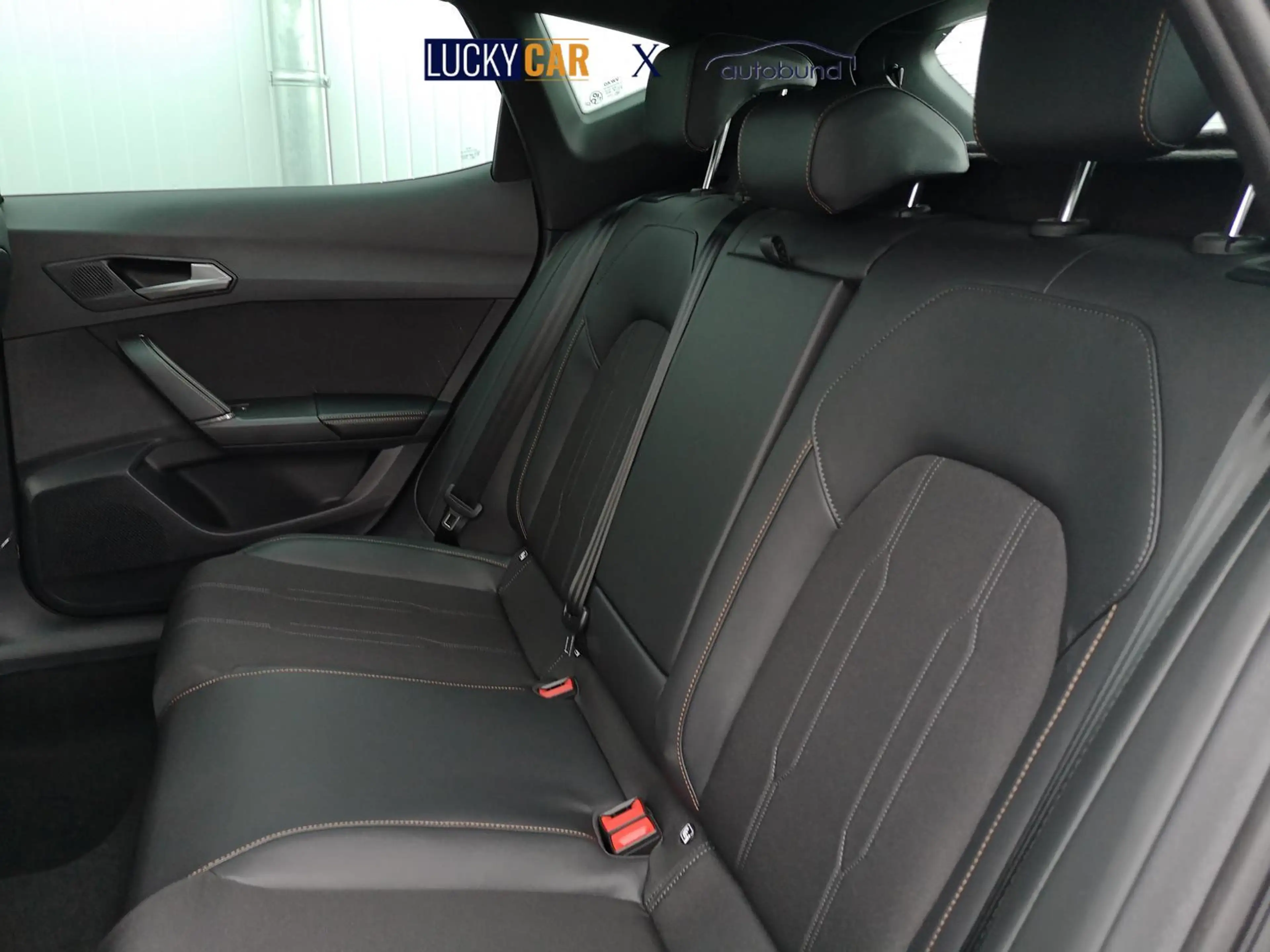CUPRA Formentor 1.5 eTSI 110 kW DSG AHK ACC LED 110 kW (150 PS)... — photo 7