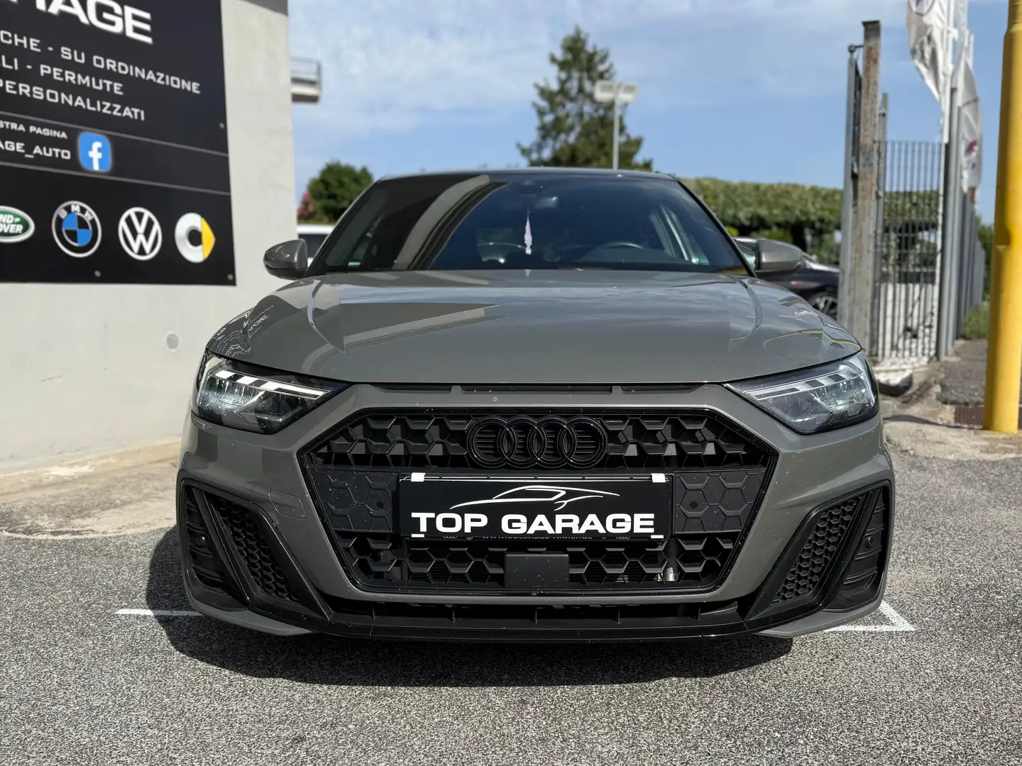 Audi A1 A1 Sportback 30 1.0 tfsi S Line 110cv s-tronic Grigio - 2