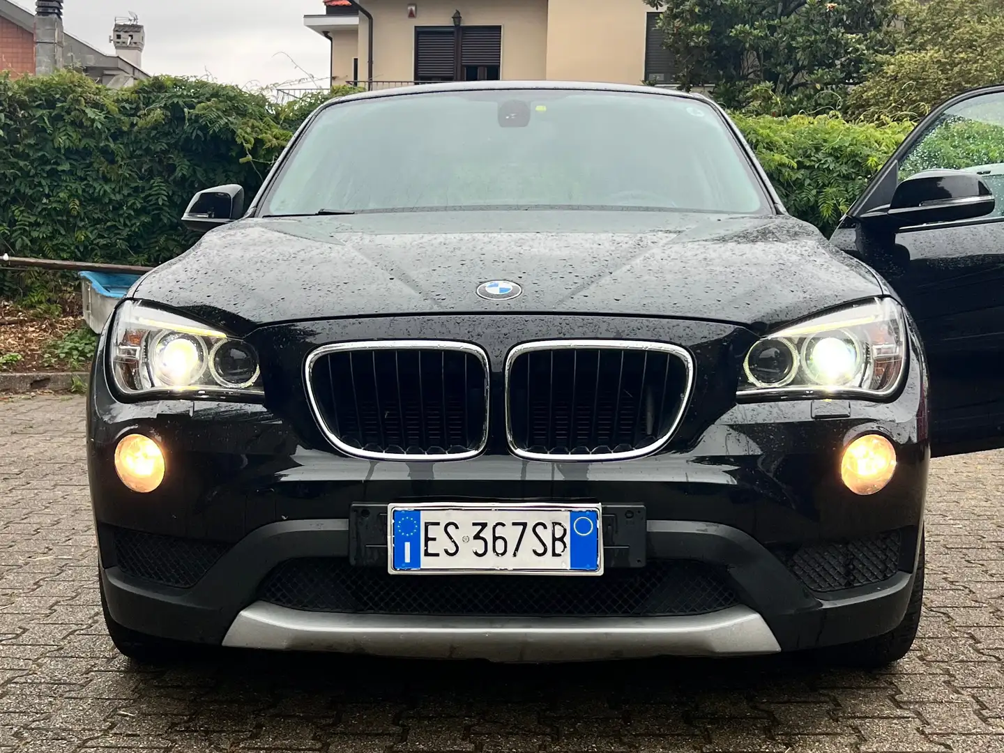 BMW X1 X drive 18 d Noir - 1