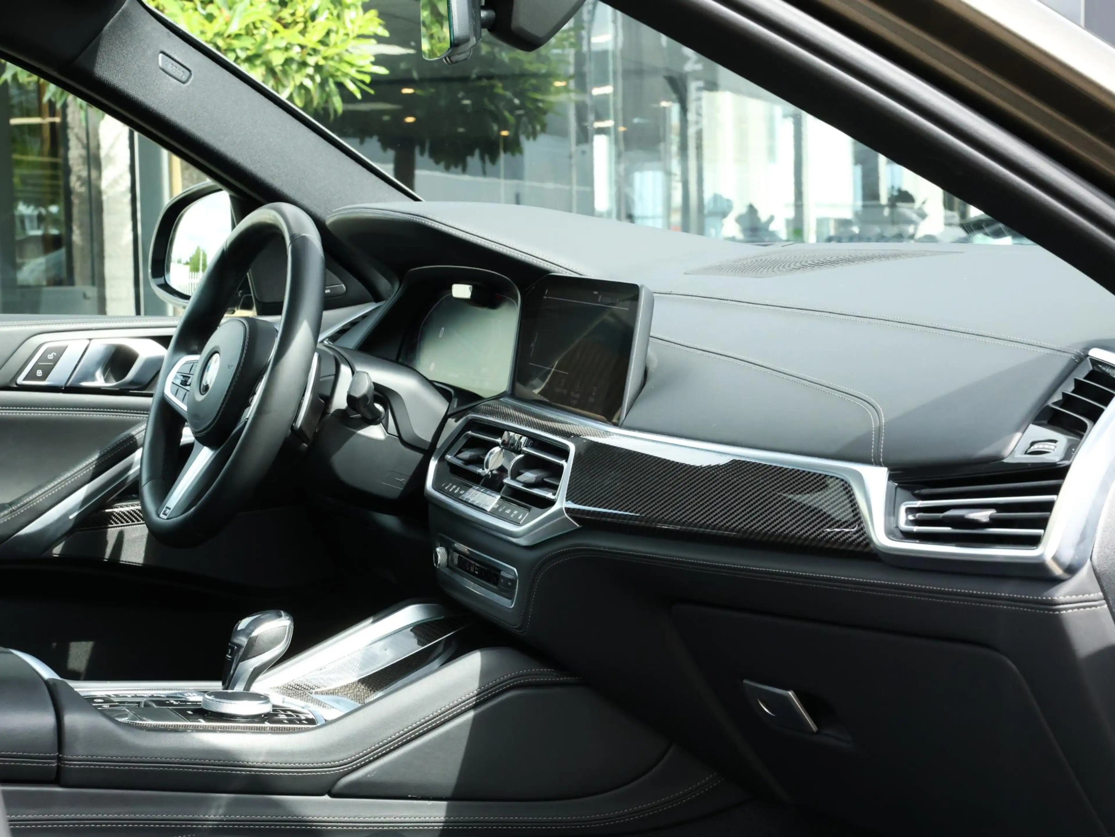 BMW X6 xDrive40i M-Sport|Iconic Glow|Pano|Laser|Nappa — photo 3
