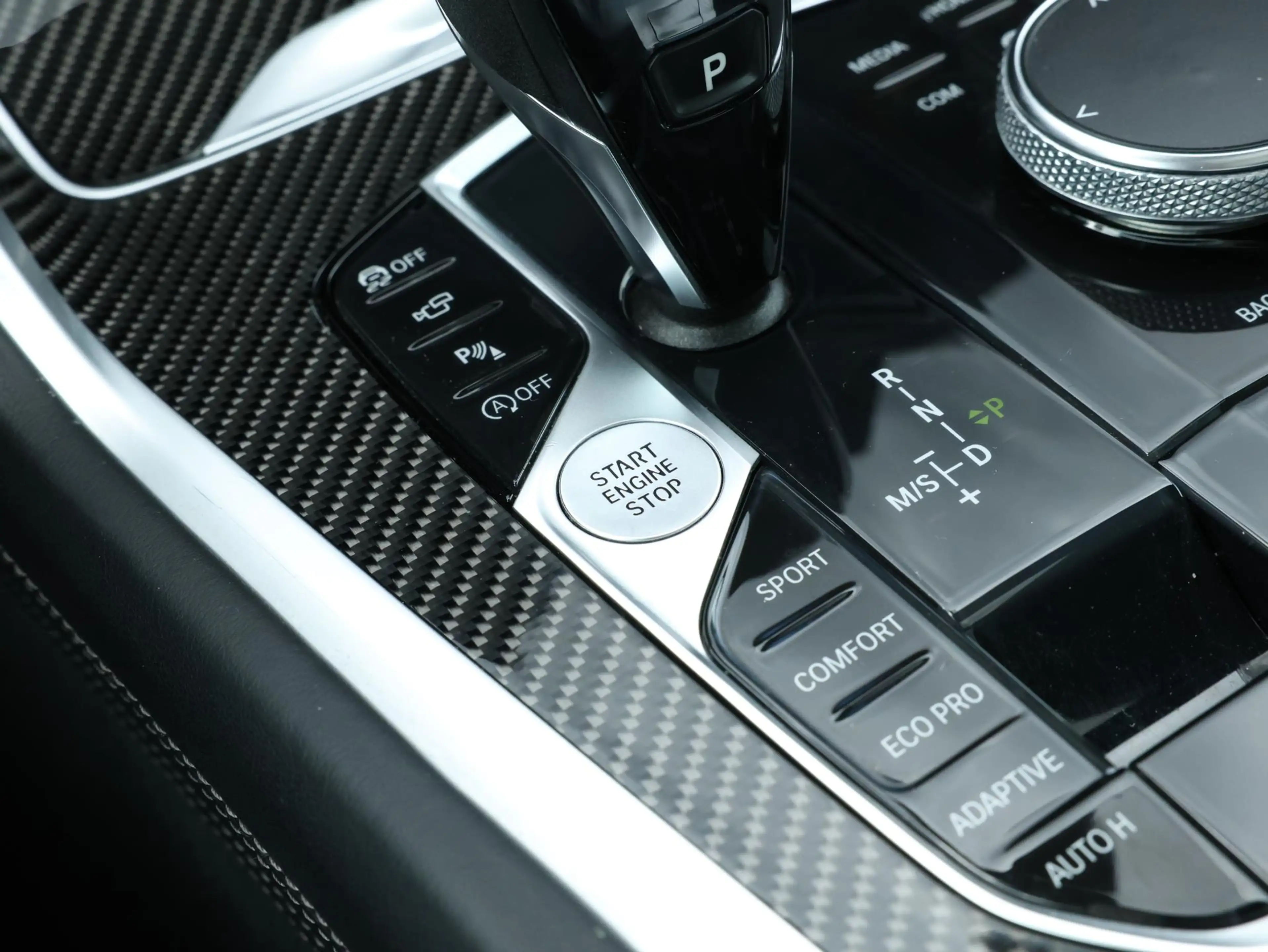BMW X6 xDrive40i M-Sport|Iconic Glow|Pano|Laser|Nappa — photo 30