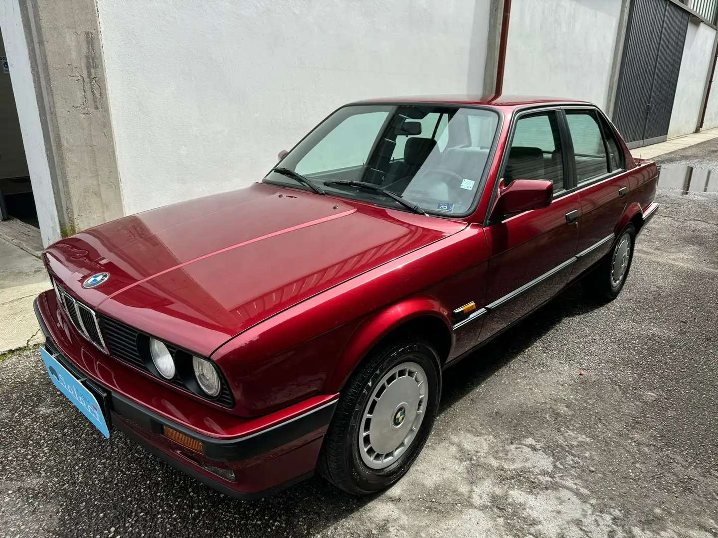 BMW 318 318i 4p Rojo - 1