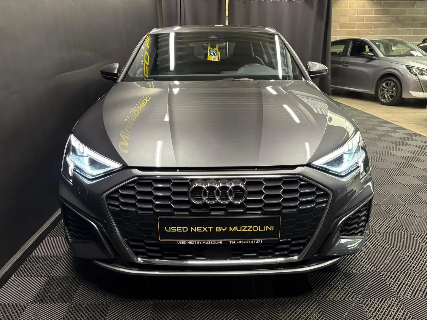 Audi A3 S Line Sportback 35 TFSI 150 STRONIC Gris - 2