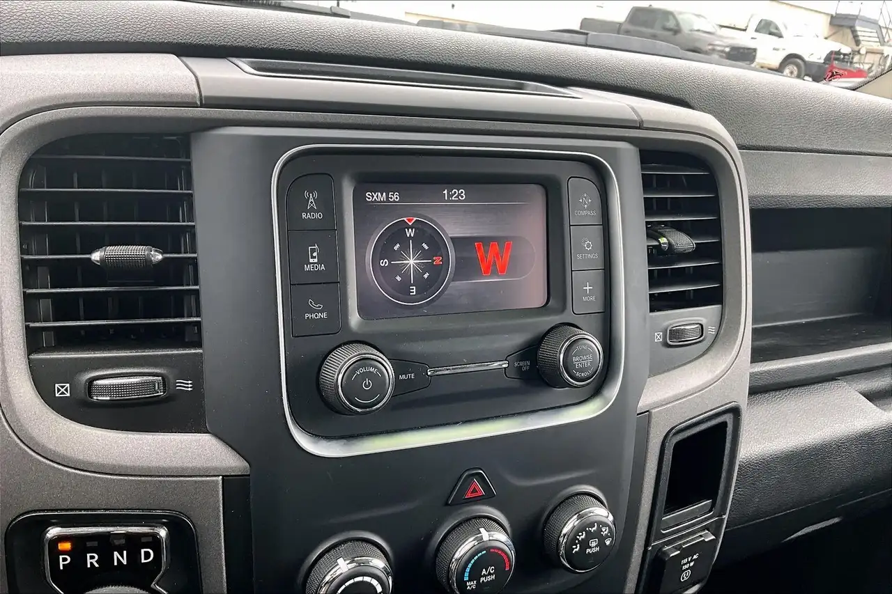 RAM 1500 снимка RAM 1500