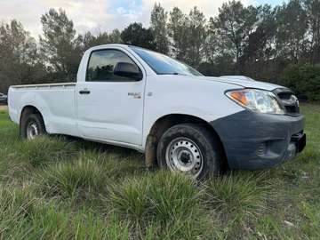 2 ROUES MOTRICES HILUX SIMPLE CABINE 4x2 120 D-4D