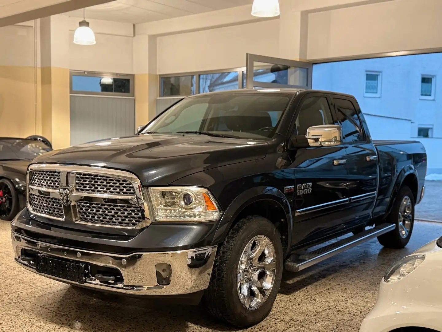 Dodge RAM 1500 LUFTFAHRW.°BRD-FZG° Grau - 1