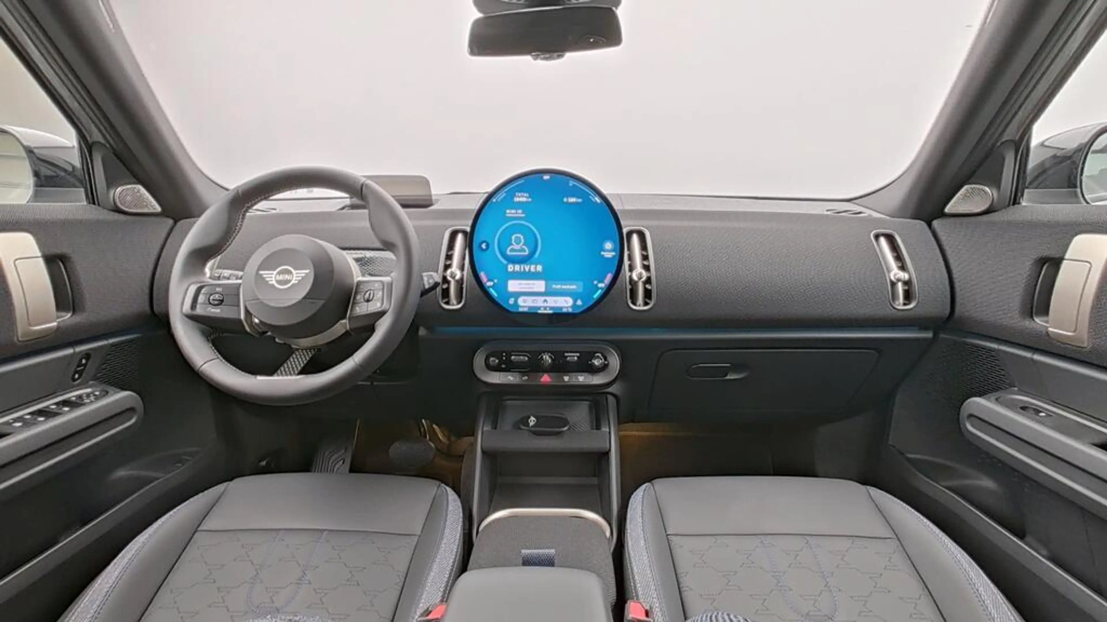 MINI Countryman D Classic Trim — photo 13