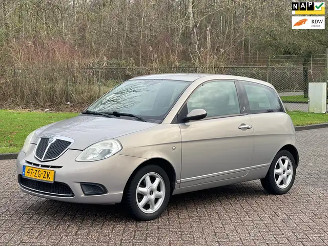 Lancia Ypsilon 1.2 Oro/AIRCO/ELECRAMEN VOOR/TREKHAAK