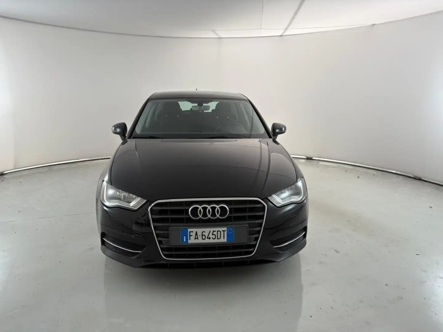Audi A3 Sportback 1.2 tfsi Ambition 110cv E6 Schwarz - 2
