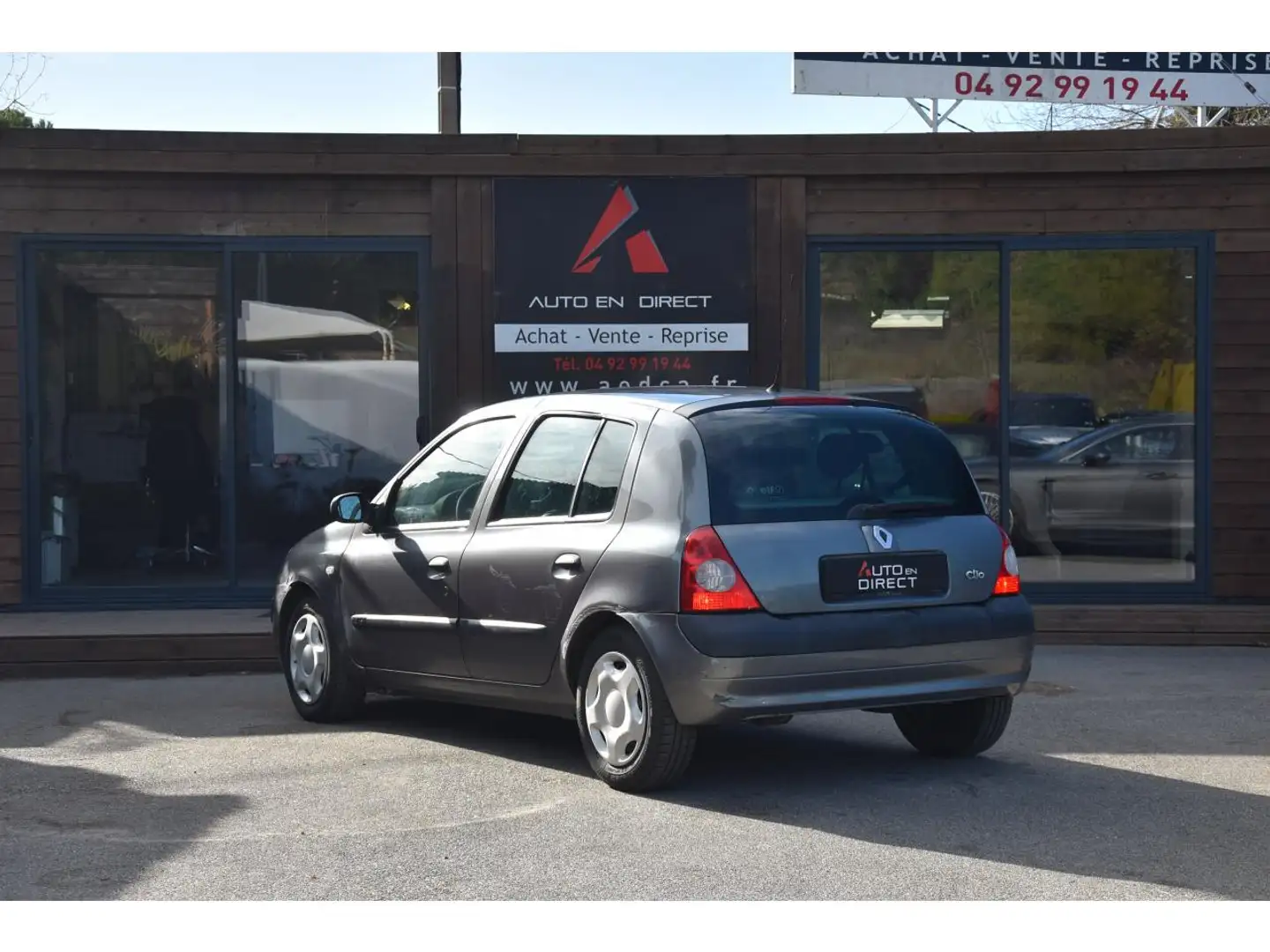 Renault Clio Clio 1.2i  II BERLINE Authentique PHASE 2 Noir - 2