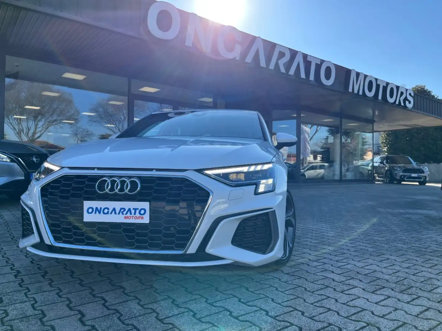 Audi A3 SPB 35 TDI S tronic S line edition #Led.Matrix White - 1