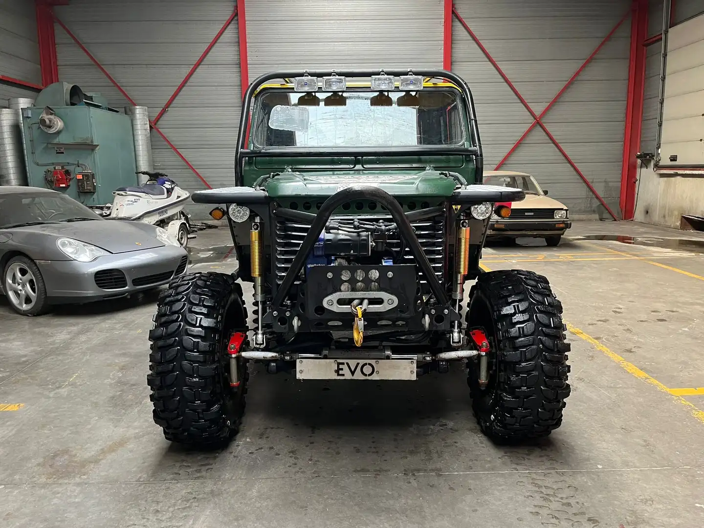 Land Rover Defender 6.2L     Unique !! Groen - 1
