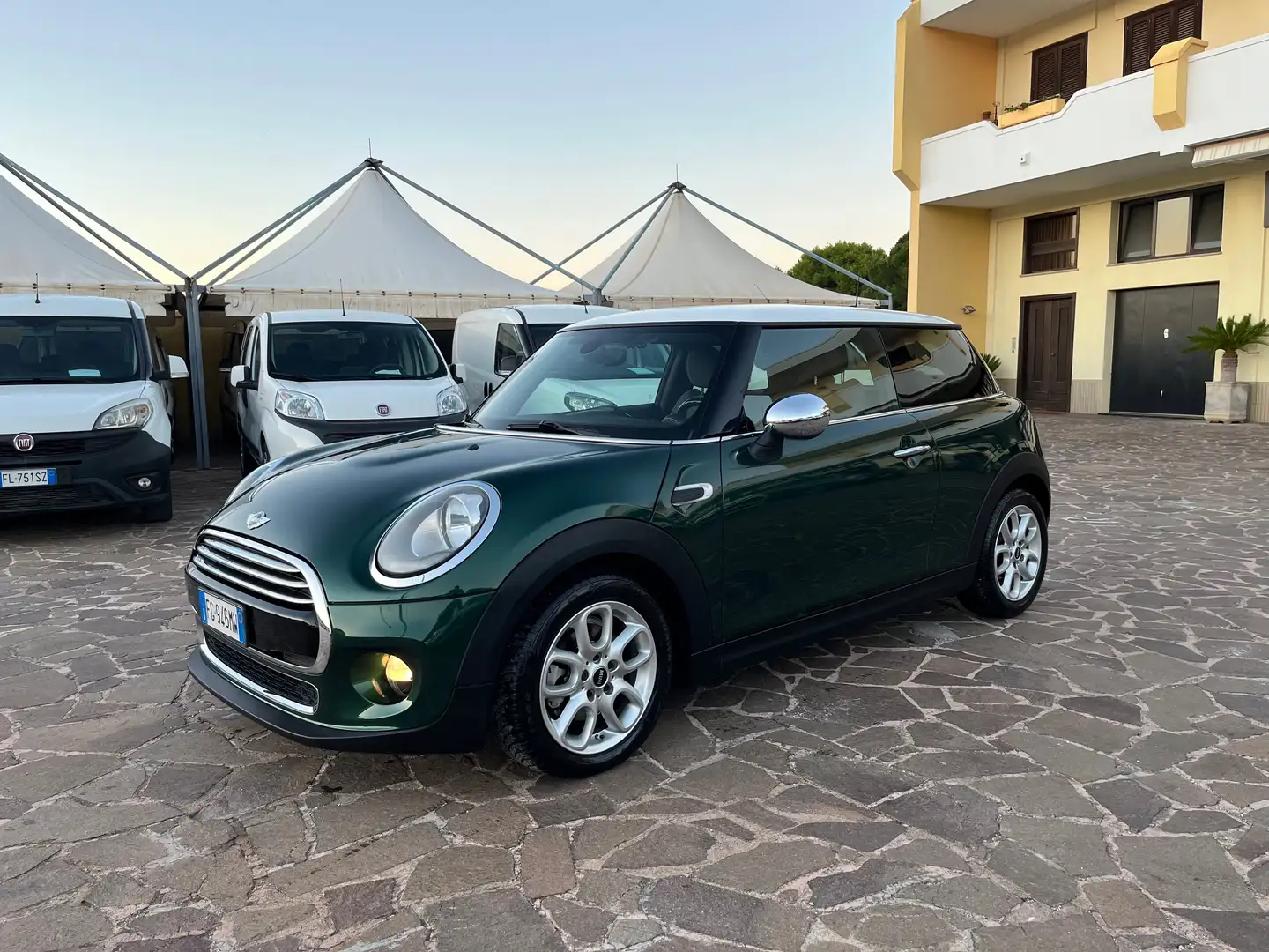 MINI Cooper D 1.5 3p AUTOMATICA Vert - 1