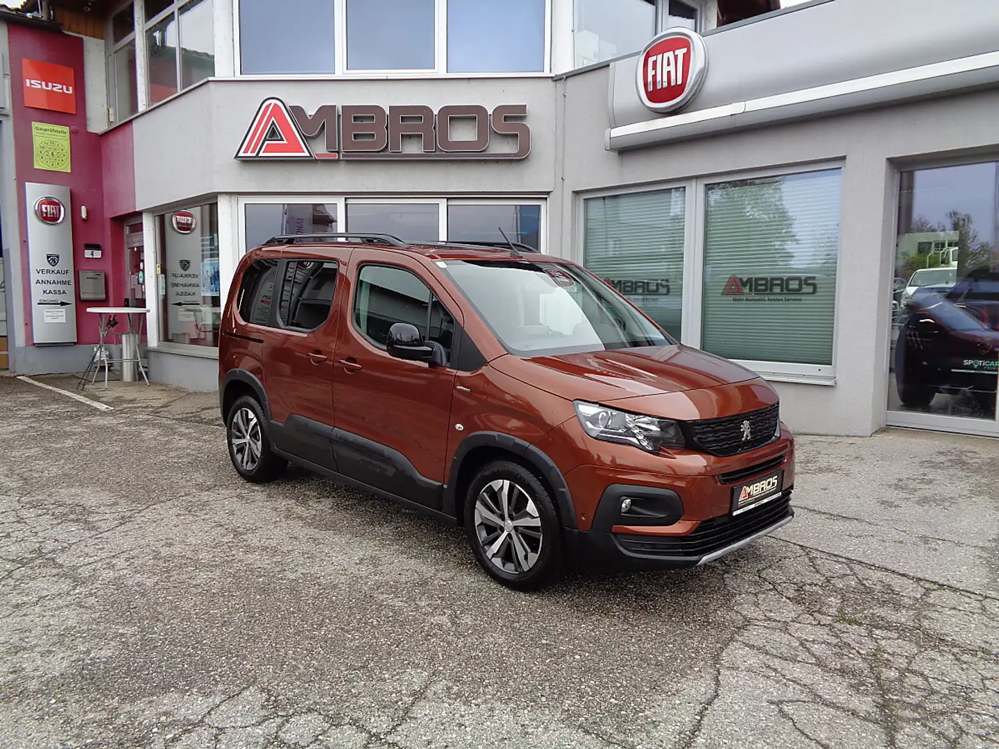 Peugeot Rifter 1,5 BlueHDI 130 S&S GT Line Diesel Braun - 1