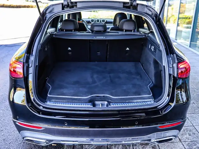 Mercedes-Benz GLC view 6