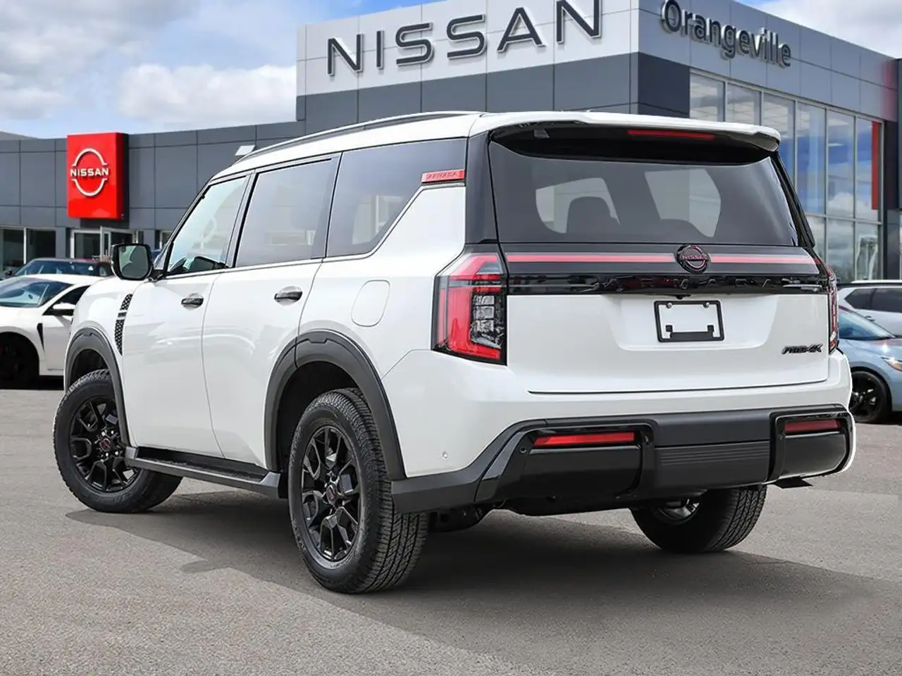 Nissan Armada снимка Nissan Armada