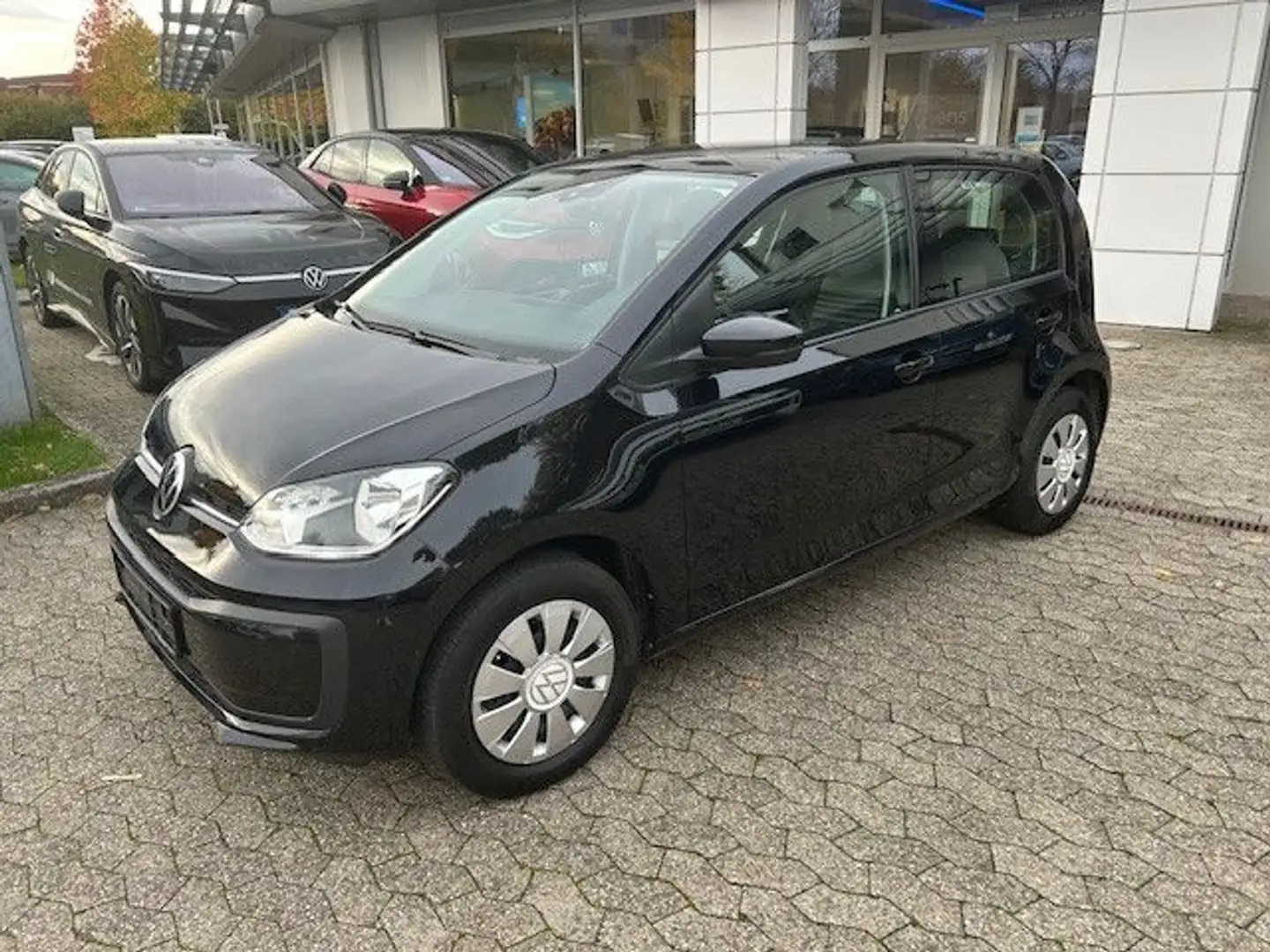 Volkswagen up! Basis Noir - 1