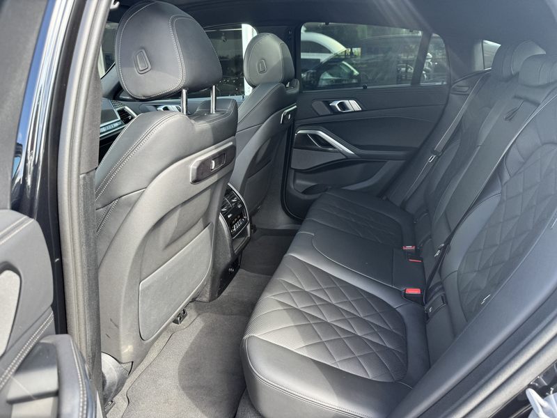BMW X6 Pano Inno IconicGlow — photo 8