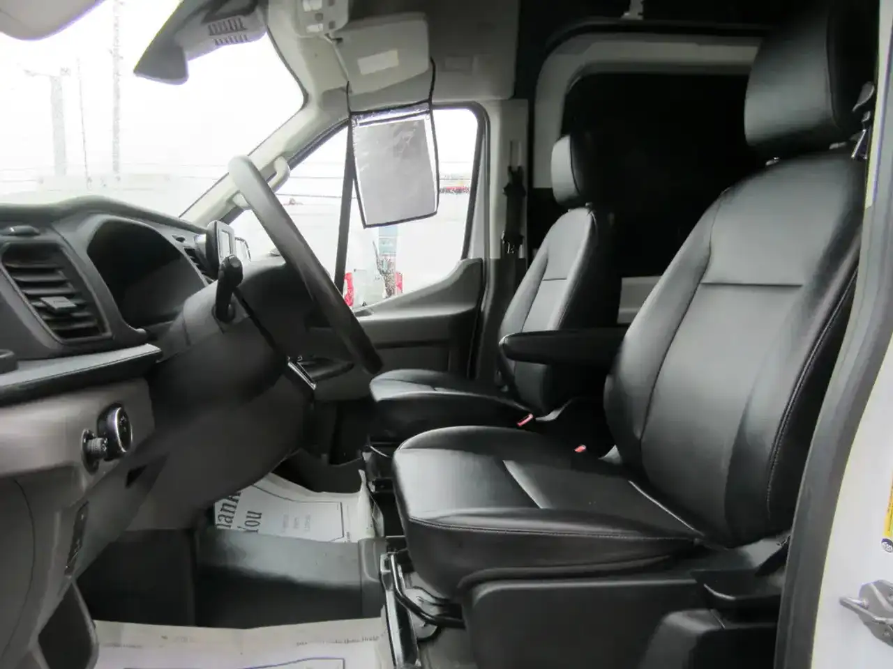 Ford Transit photo Ford Transit