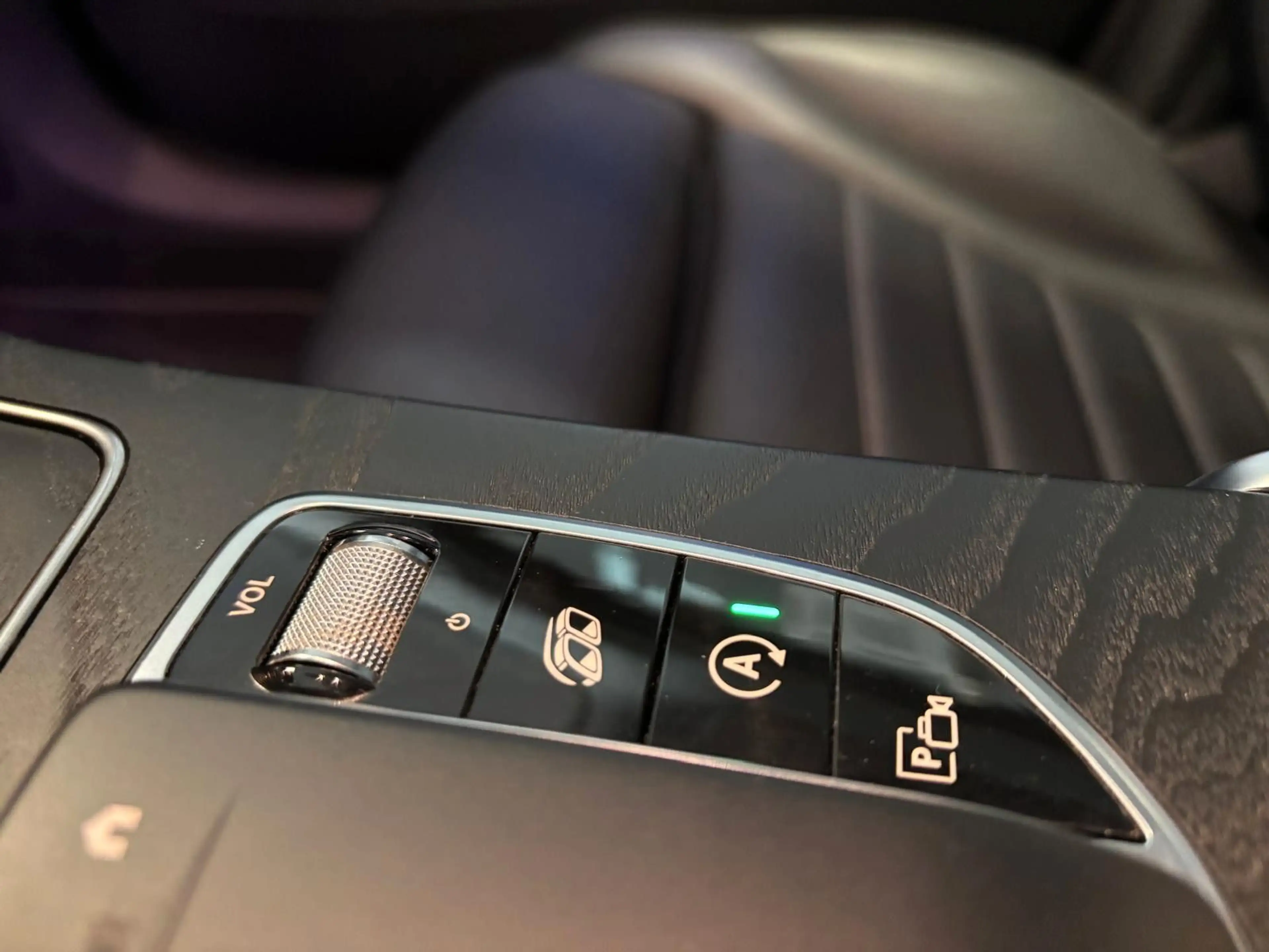 Mercedes-Benz GLC 43 AMG 4Matic*NAVI*LEDER*PERF-AGA*PANO*SHZ* — photo 10