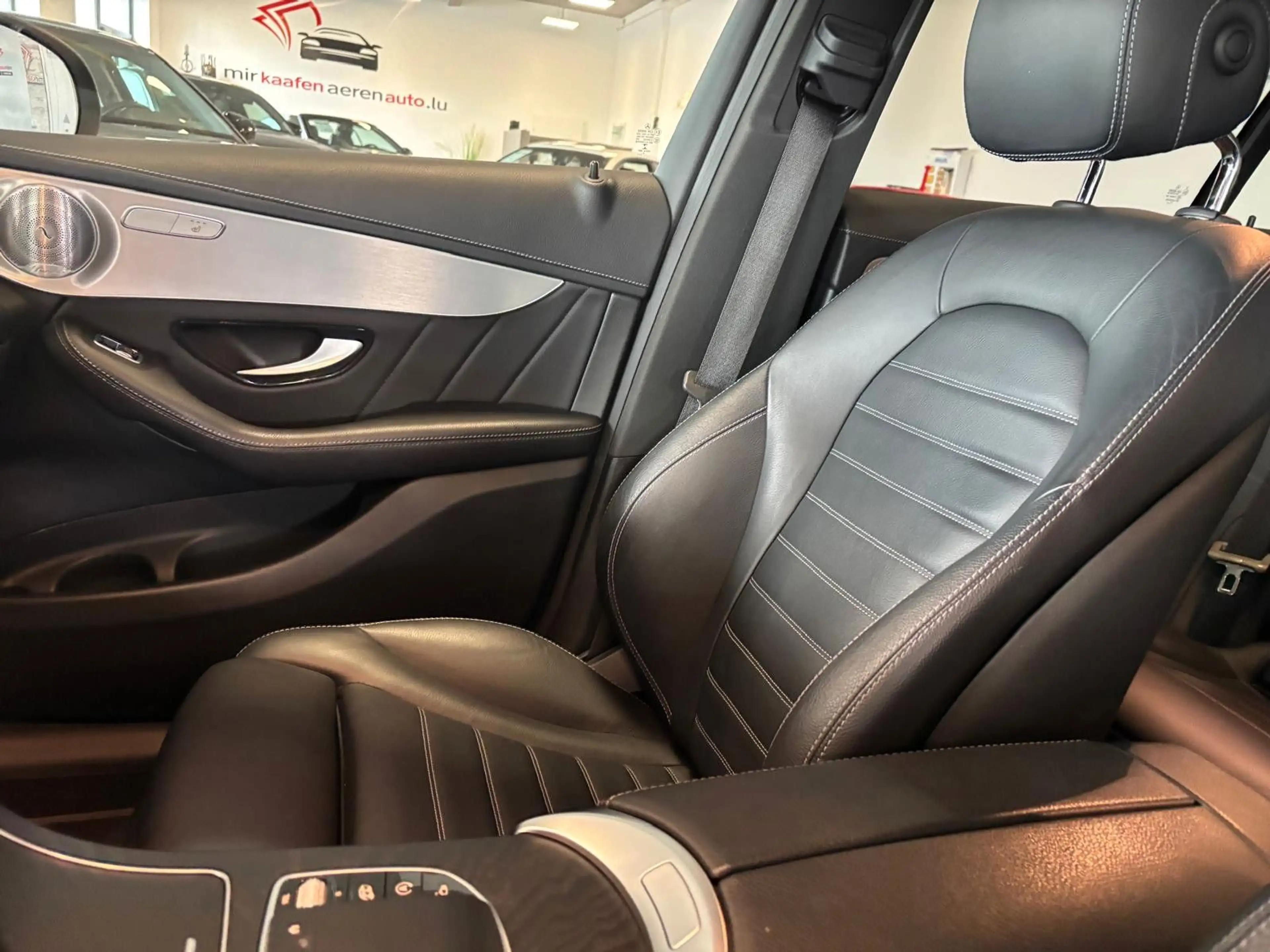 Mercedes-Benz GLC 43 AMG 4Matic*NAVI*LEDER*PERF-AGA*PANO*SHZ* — photo 13