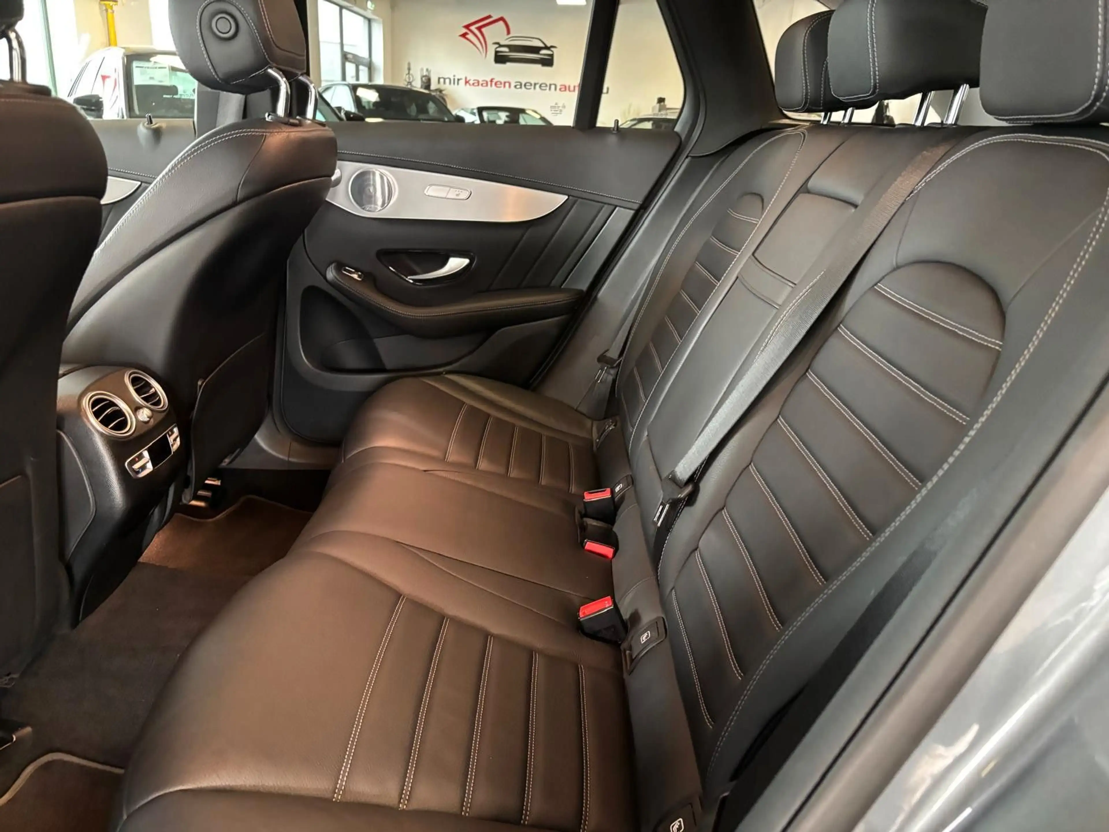 Mercedes-Benz GLC 43 AMG 4Matic*NAVI*LEDER*PERF-AGA*PANO*SHZ* — photo 14