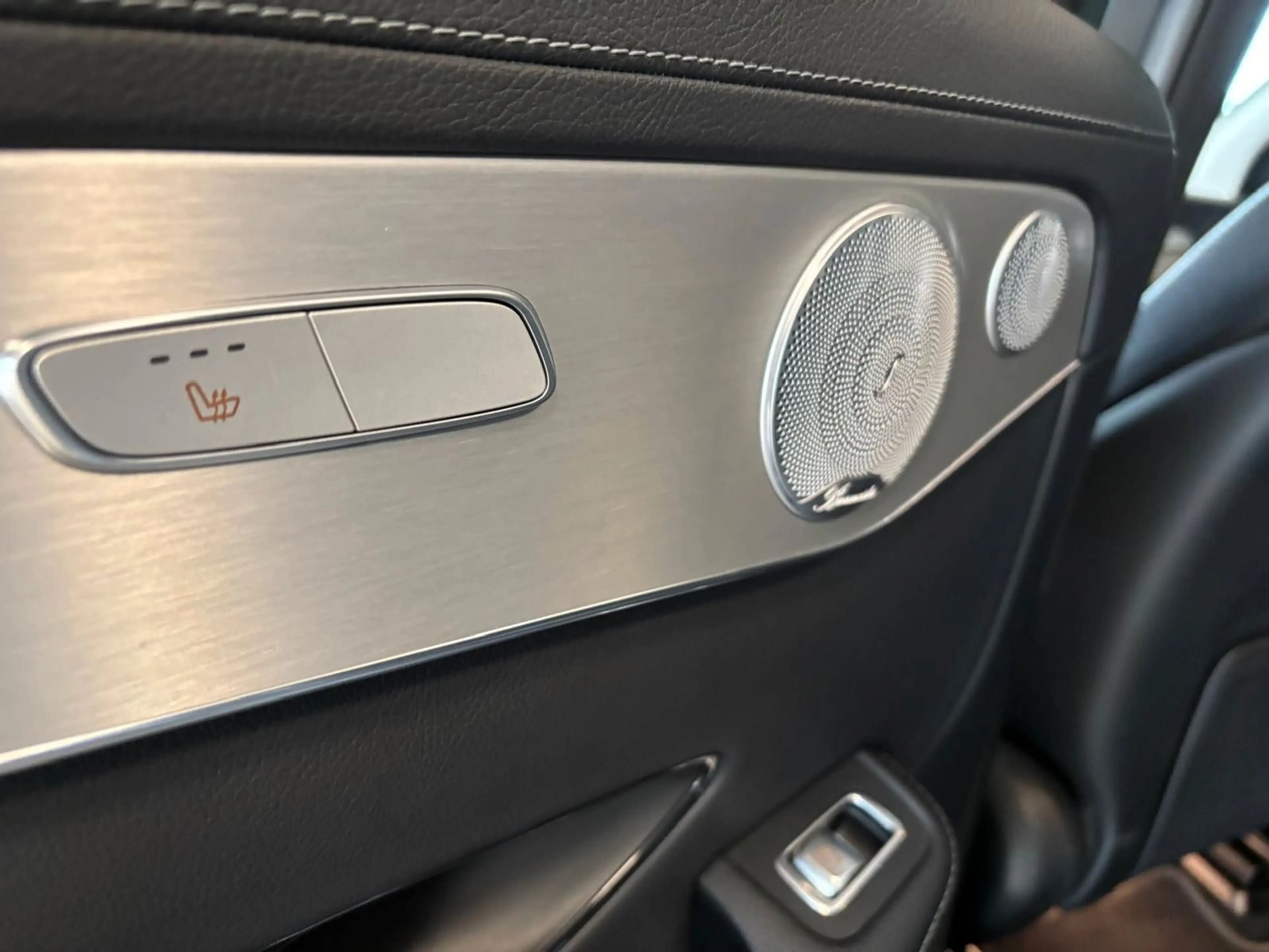 Mercedes-Benz GLC 43 AMG 4Matic*NAVI*LEDER*PERF-AGA*PANO*SHZ* — photo 15