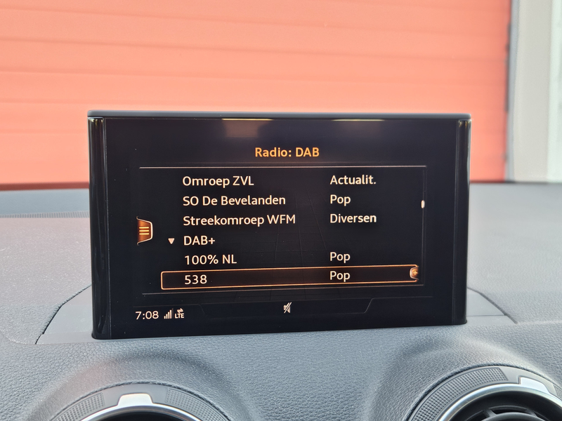 Audi Q2 35 TFSI Pro Line | Stoelverw. | Elek. Achterklep R — photo 21
