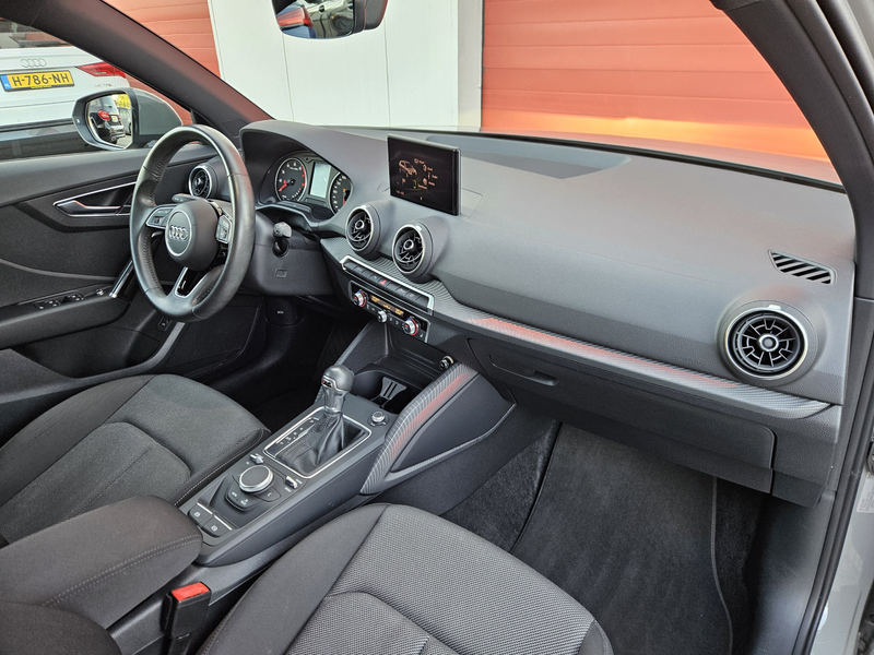 Audi Q2 35 TFSI Pro Line | Stoelverw. | Elek. Achterklep R — photo 10