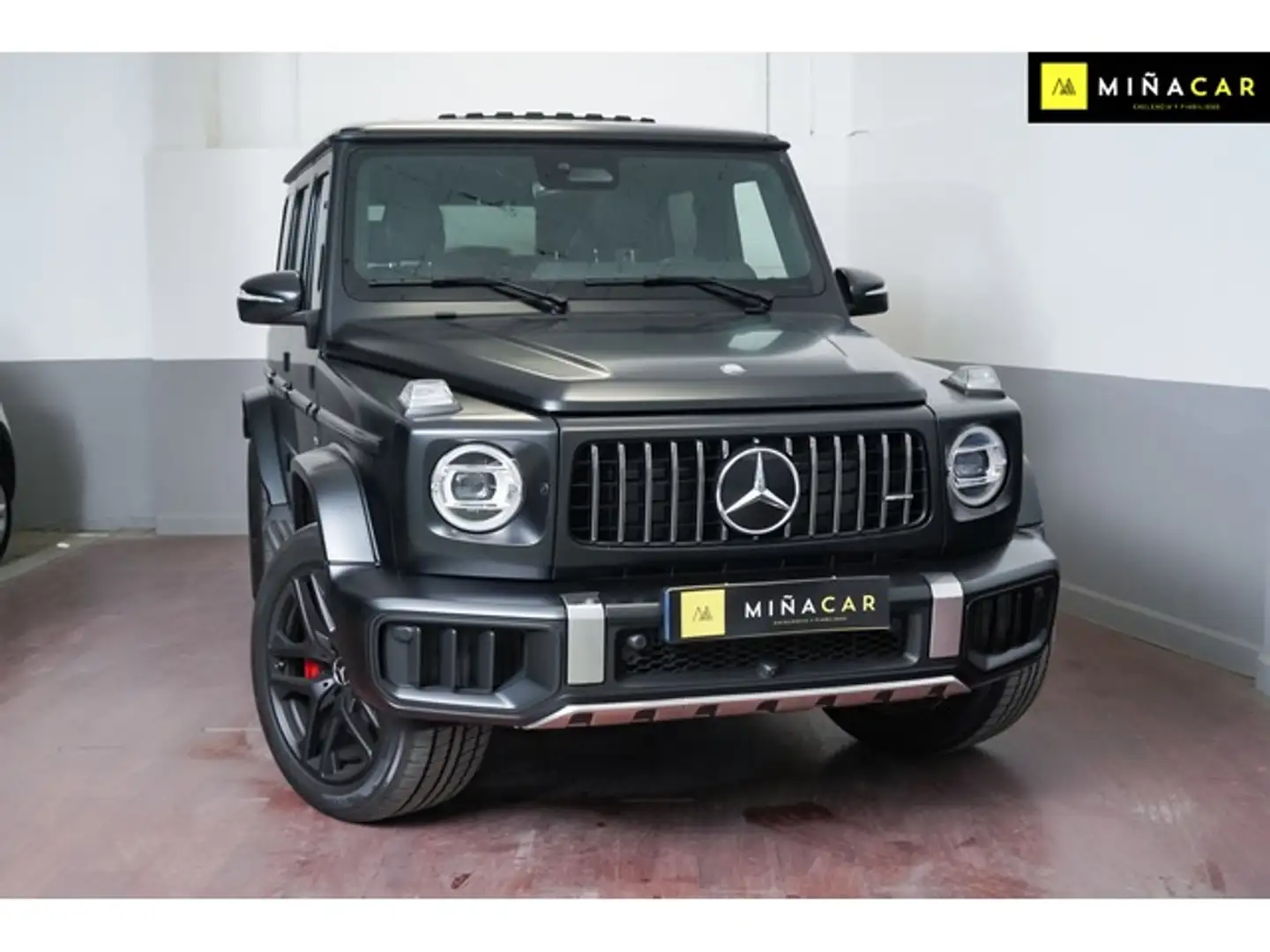 Mercedes-Benz G 63 AMG Linea Exclusive Interior 4Matic Speedshift TCT 9G Noir - 2