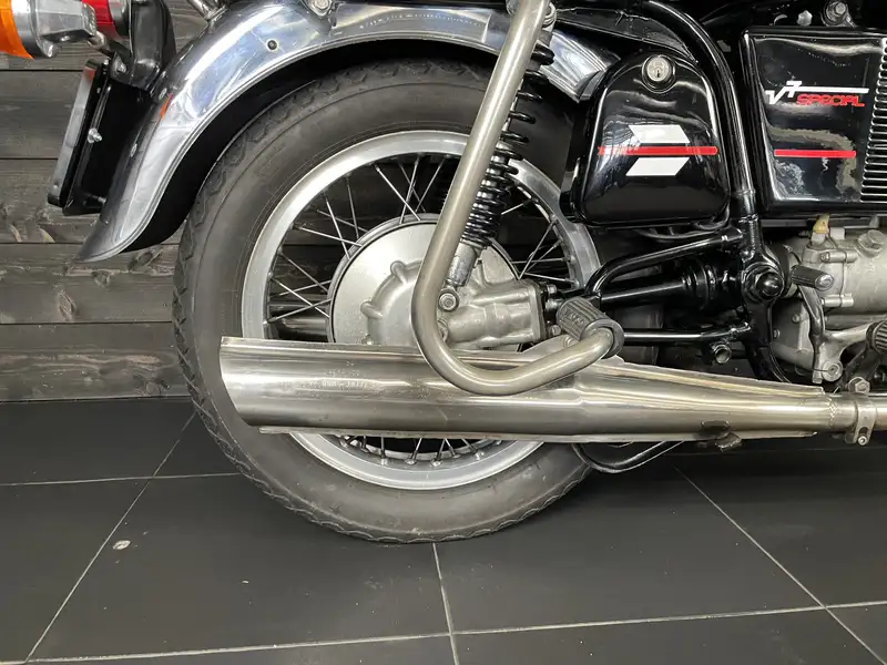 Moto Guzzi V 7 - foto 5
