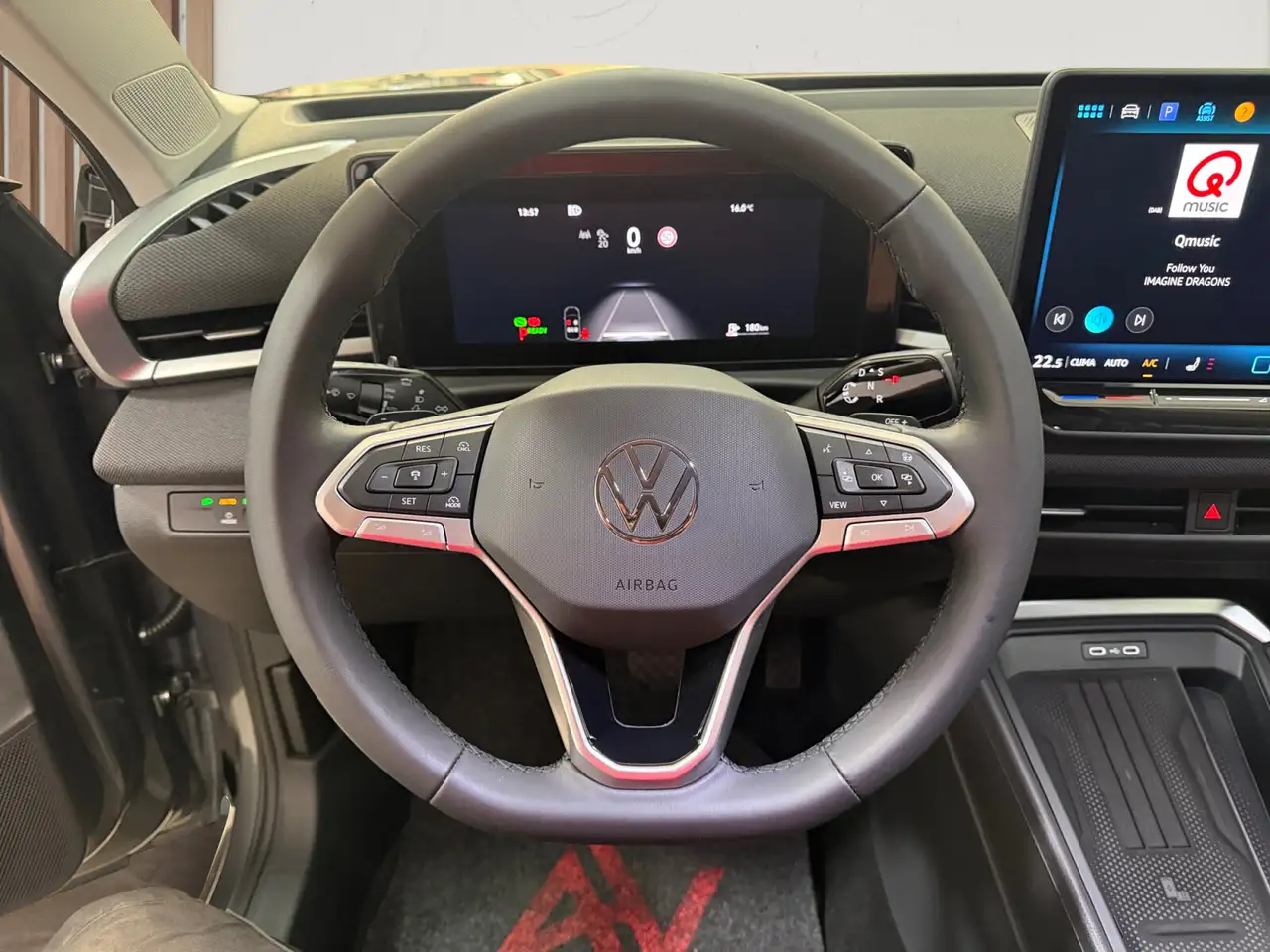 Volkswagen T-Roc NEW 1.5 TSI Life DSG ** ACC Camera Zetelver..., миниатюра 15