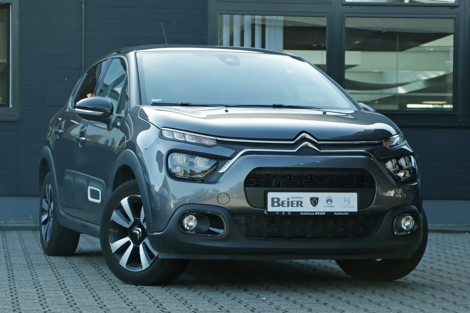 Citroen C3 1.2 PureTech 83 Shine Sitzh./ Klimaau./ PDC Grau - 2