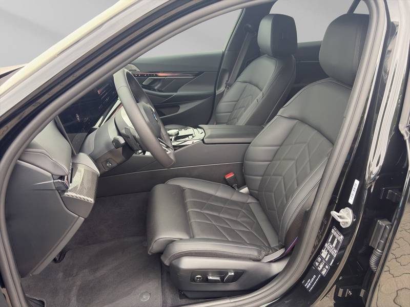 BMW 540 d xDrive M SportPro 21" Standhzg IconicGlow — photo 11