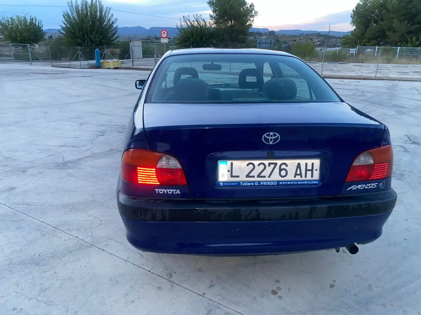 Toyota Avensis Avensis 1.6 Luna Luna Azul - 2