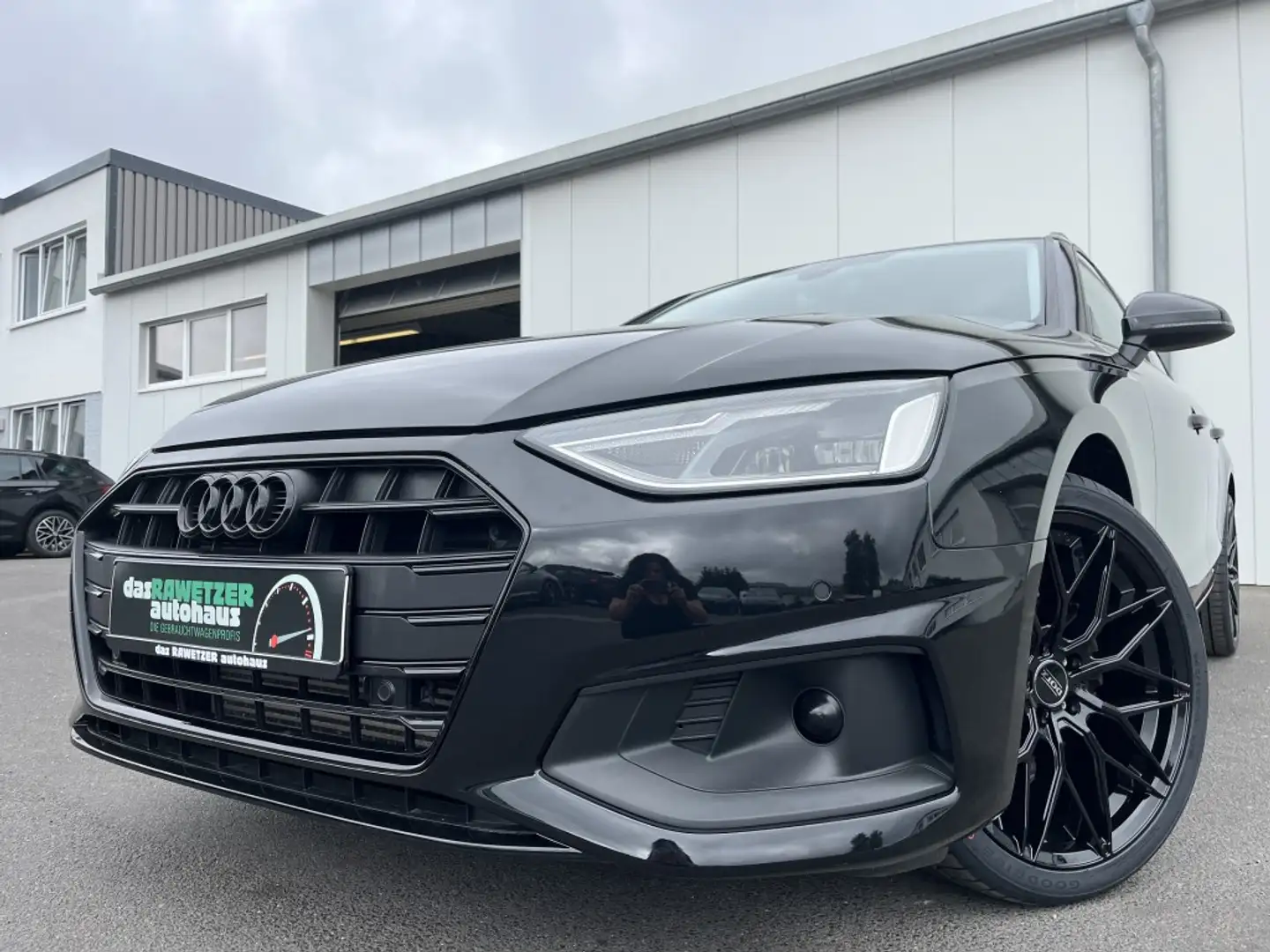 Audi A4 Avant 35 2.0 TFSI S-Line Optik 154€ m. 20% Anzah Schwarz - 1